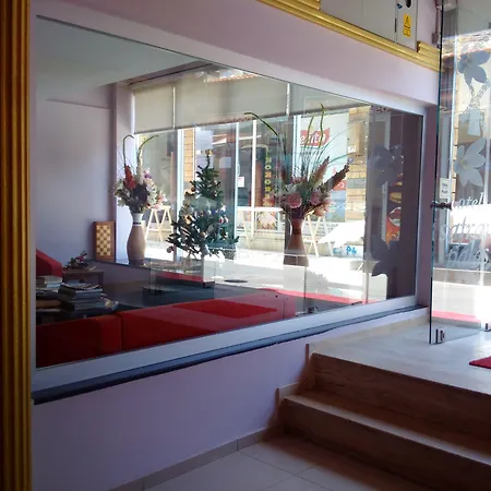 Hotel Safran Yenifoca