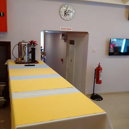 ホテル Safran Yenifoca