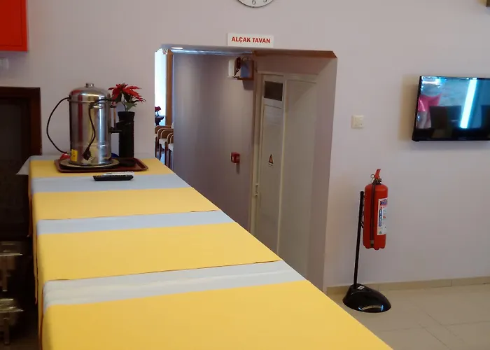 Hotel Safran Yenifoca