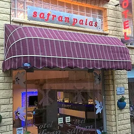 Safran 3*