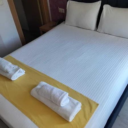 Hotel Safran 3*